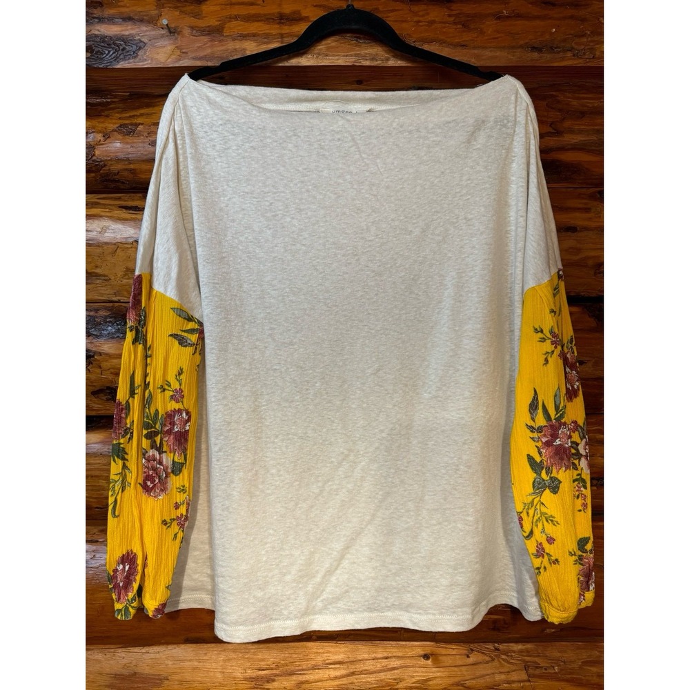 Umgee Cream W/Yellow‎ Floral Sleeves Blouse Size XL